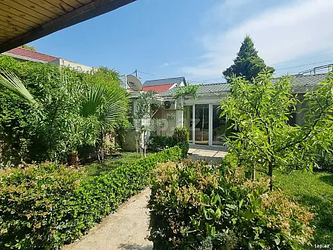 Kirayə verilir 2 otaqlı həyət evi