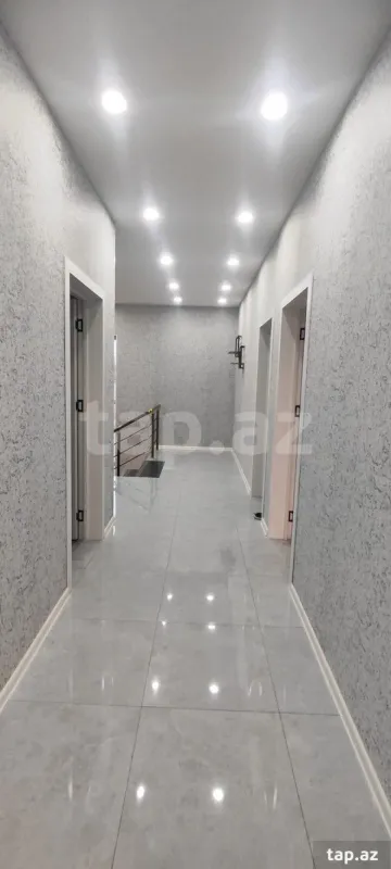 Satılır 5 otaqlı həyət evi