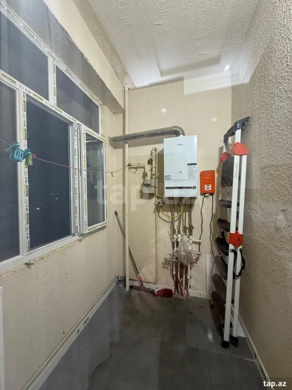 Kirayə verilir 3 otaqlı yeni tikili 100 m²