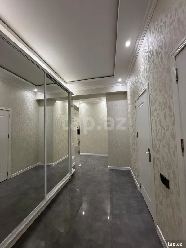 Kirayə verilir 3 otaqlı yeni tikili 100 m²