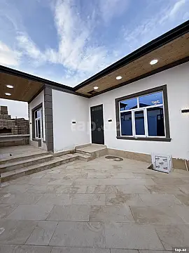 Satılır 4 otaqlı həyət evi