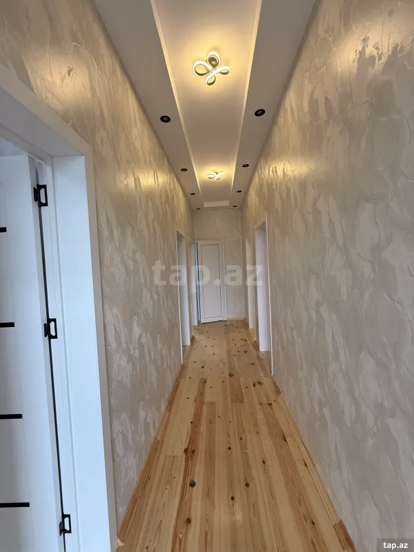 Satılır 4 otaqlı həyət evi