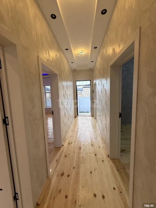 Satılır 4 otaqlı həyət evi