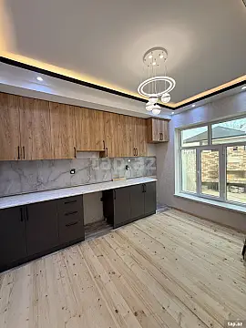 Satılır 4 otaqlı həyət evi