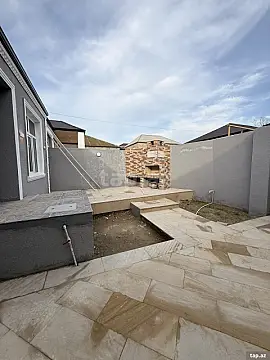 Satılır 4 otaqlı həyət evi