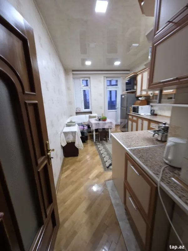 Satılır 3 otaqlı yeni tikili 90 m²