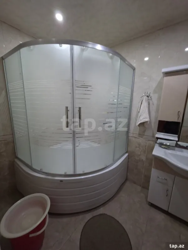 Satılır 3 otaqlı yeni tikili 90 m²