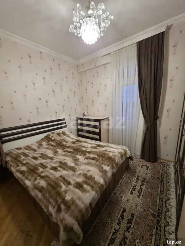Satılır 3 otaqlı yeni tikili 90 m²