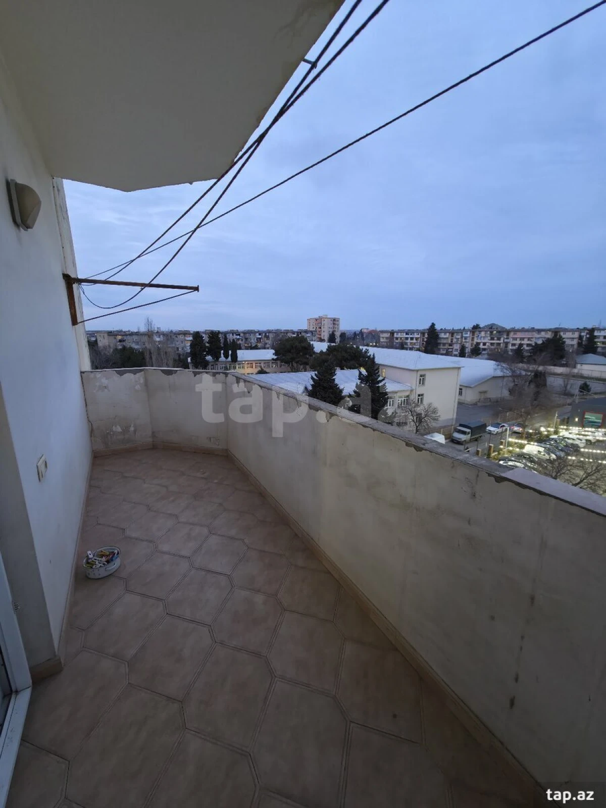 Satılır 3 otaqlı yeni tikili 90 m²