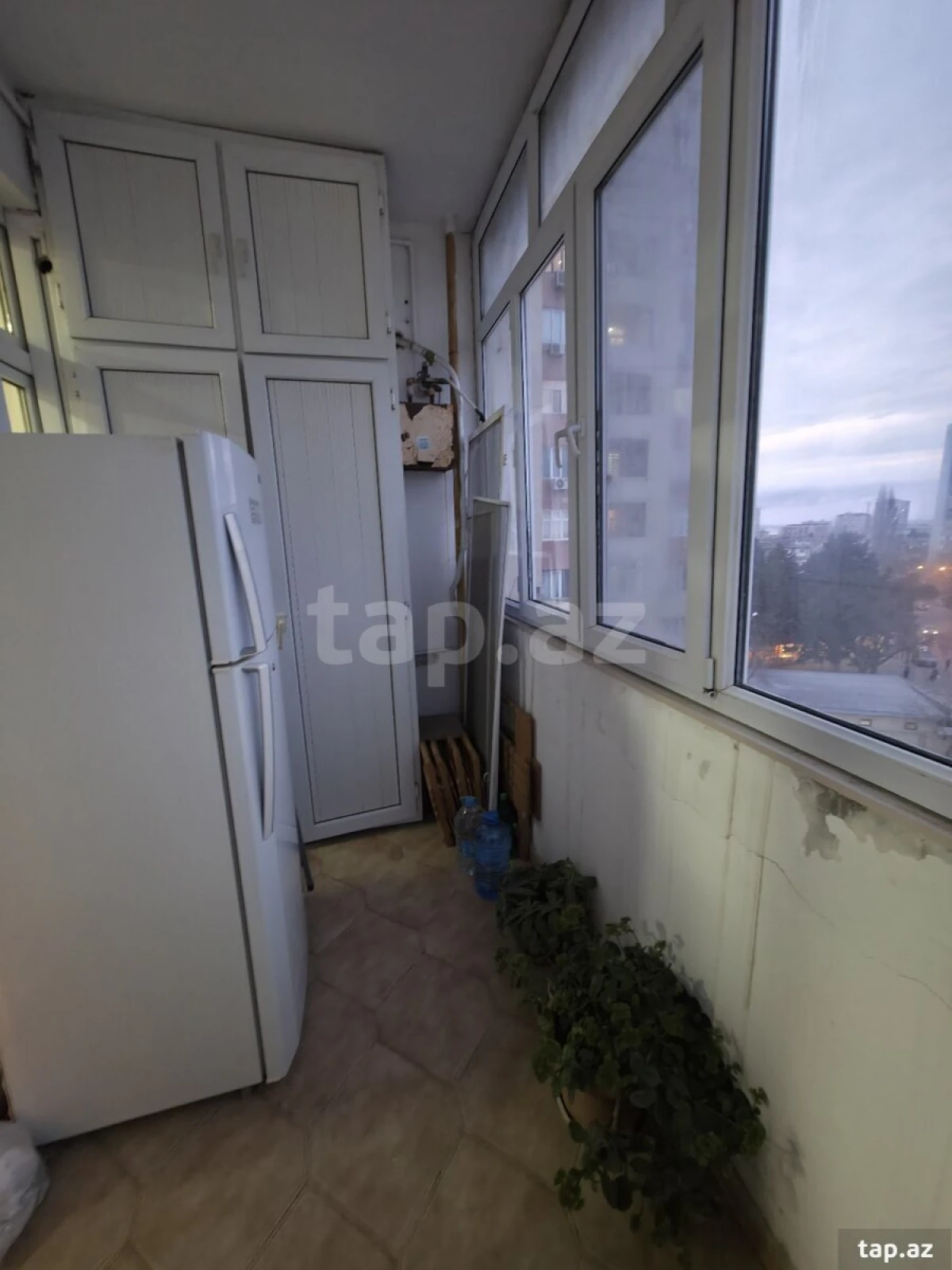 Satılır 3 otaqlı yeni tikili 90 m²