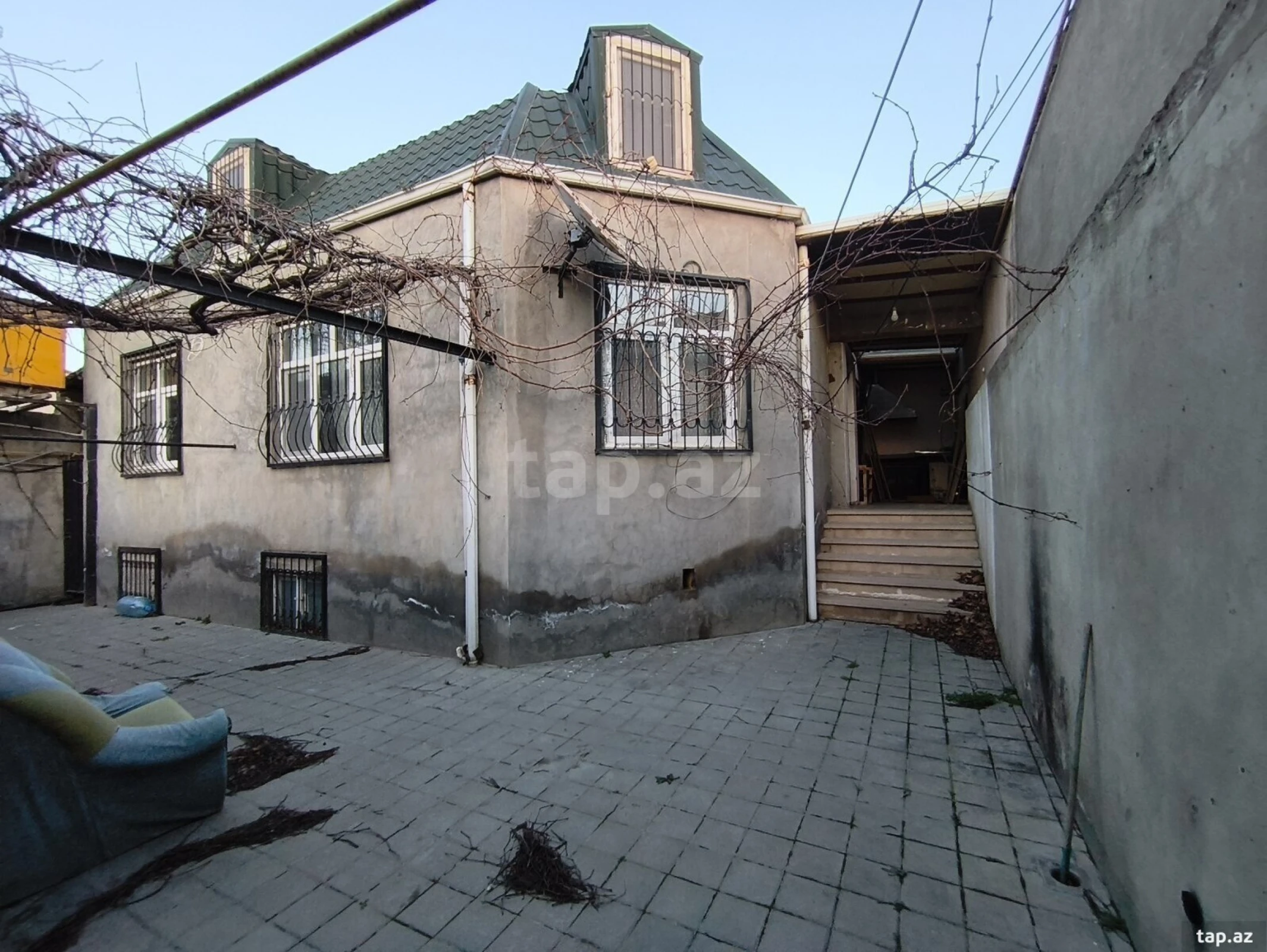 Kirayə verilir 4 otaqlı həyət evi