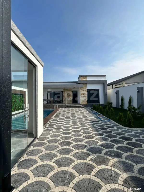 Satılır 3 otaqlı həyət evi