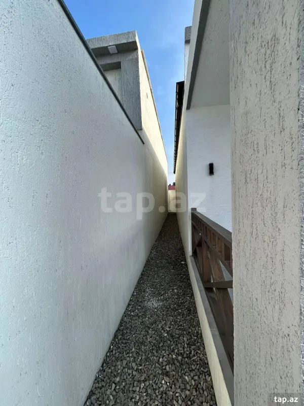 Satılır 3 otaqlı həyət evi