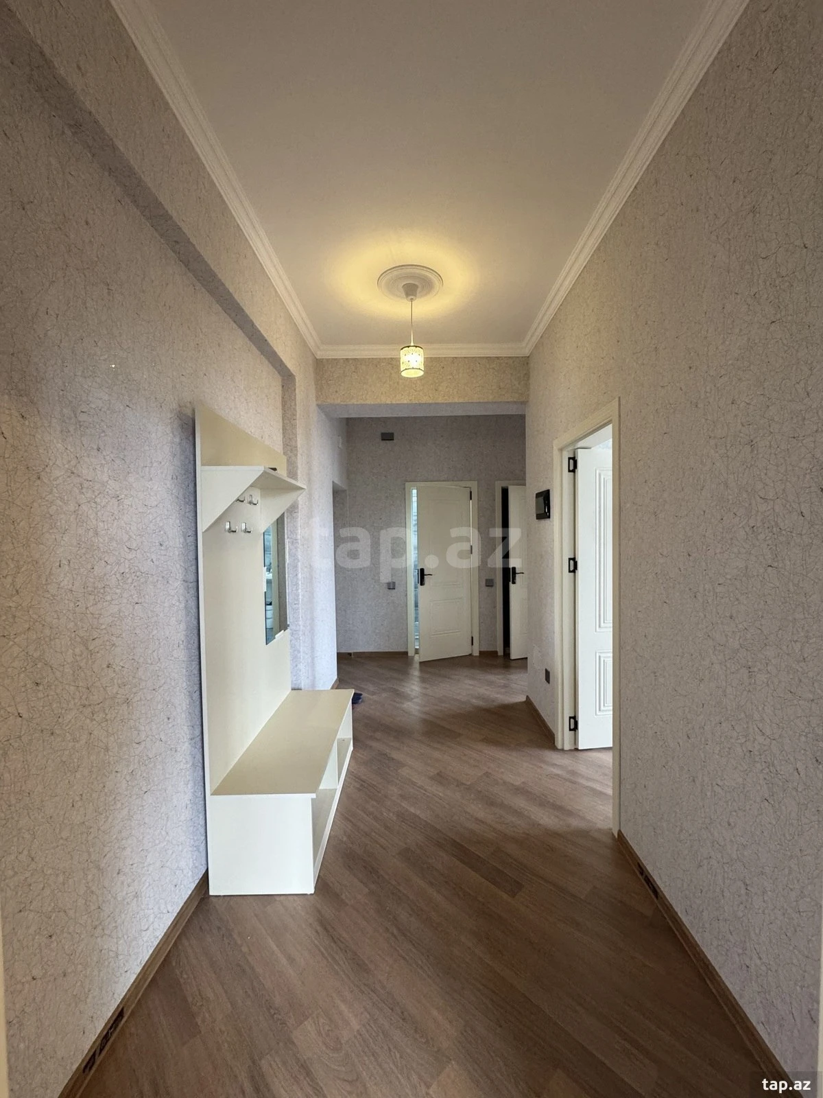 Kirayə verilir 2 otaqlı yeni tikili 85 m²