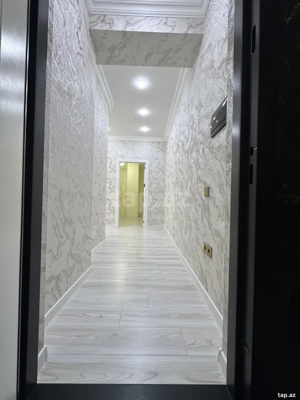 Satılır 3 otaqlı yeni tikili 90 m²