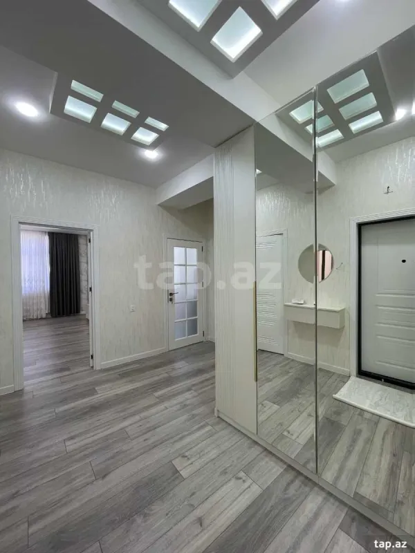 Satılır 3 otaqlı yeni tikili 86 m²