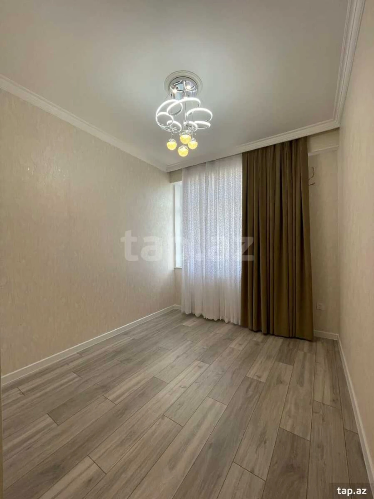 Satılır 3 otaqlı yeni tikili 86 m²