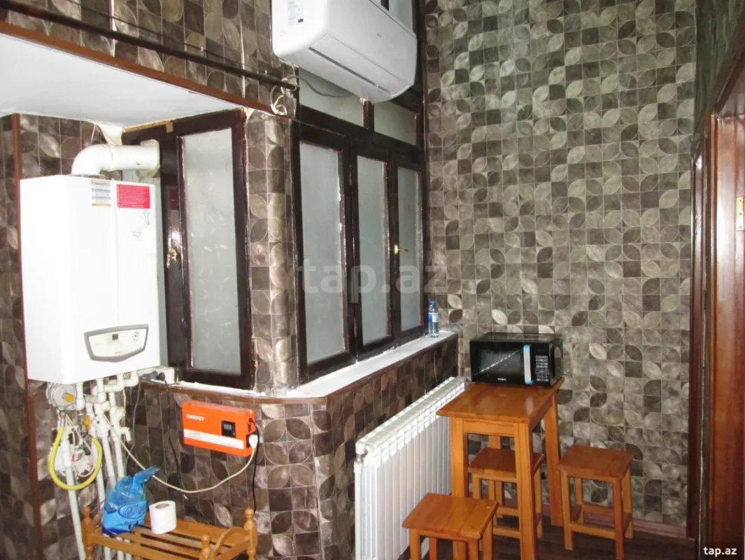 Kirayə verilir 2 otaqlı mənzil 55 m²
