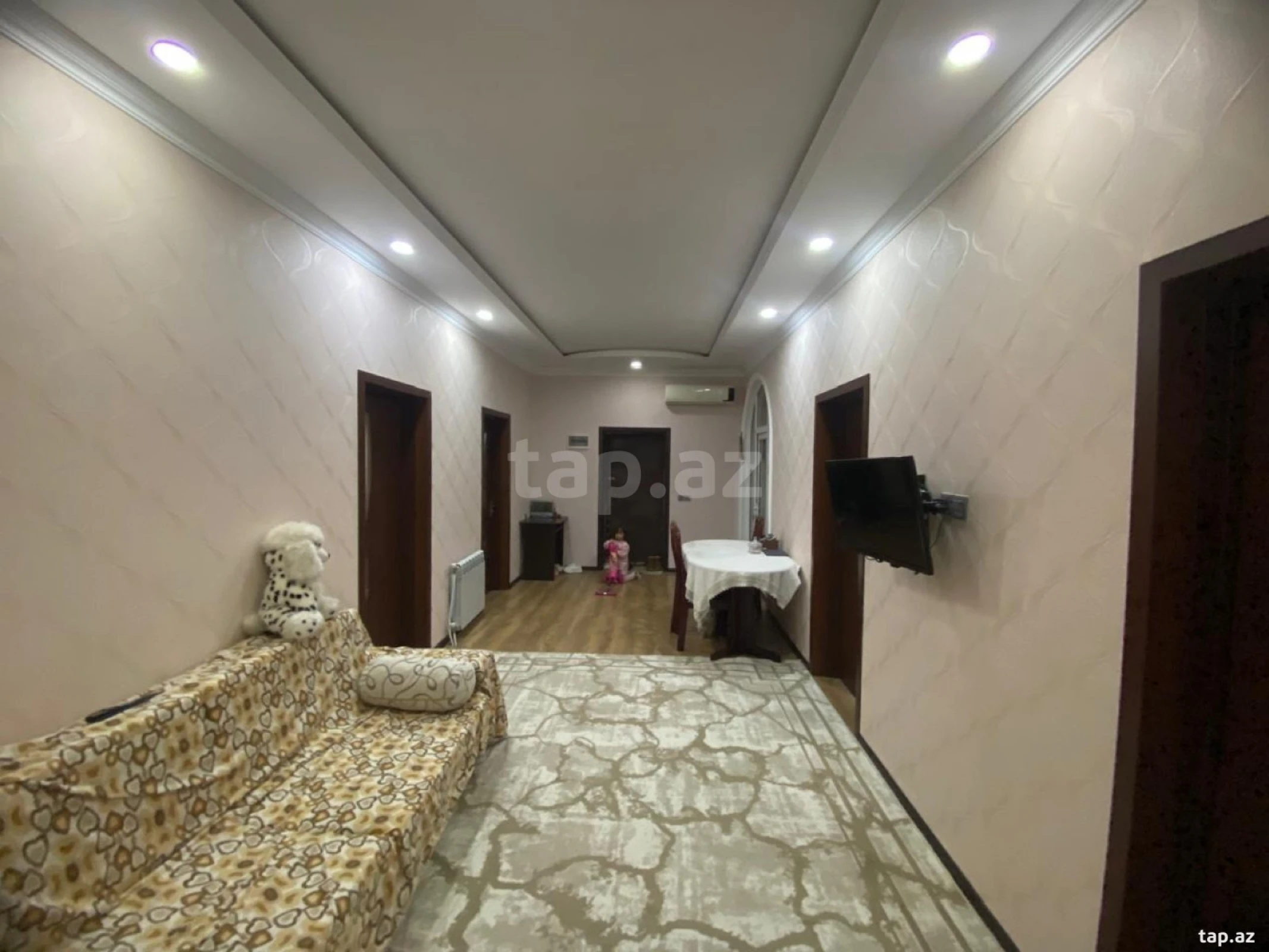 Satılır 4 otaqlı həyət evi