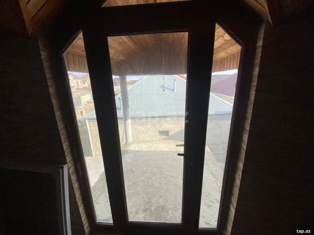 Satılır 4 otaqlı həyət evi