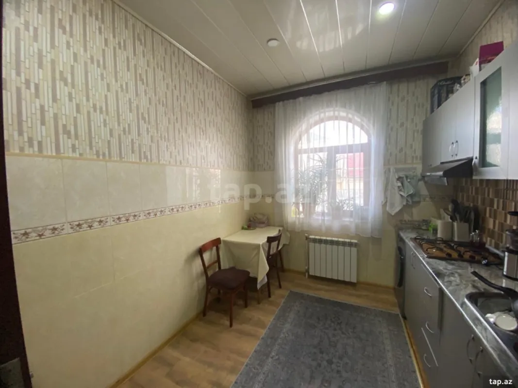 Satılır 4 otaqlı həyət evi