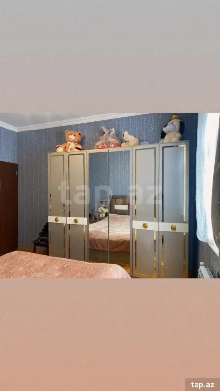 Satılır 4 otaqlı həyət evi