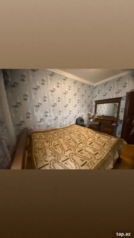 Satılır 4 otaqlı həyət evi