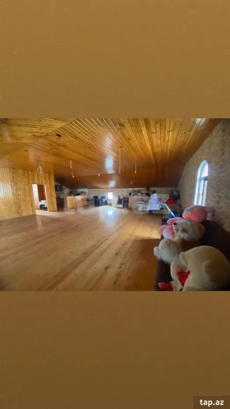 Satılır 4 otaqlı həyət evi