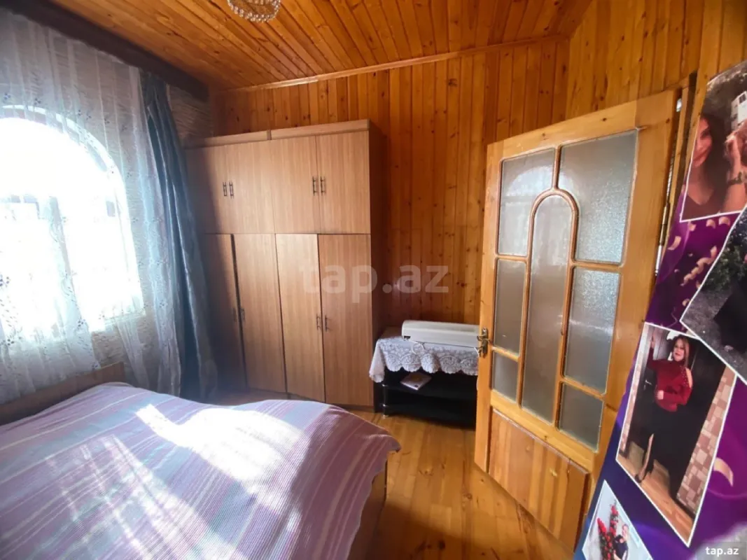 Satılır 4 otaqlı həyət evi