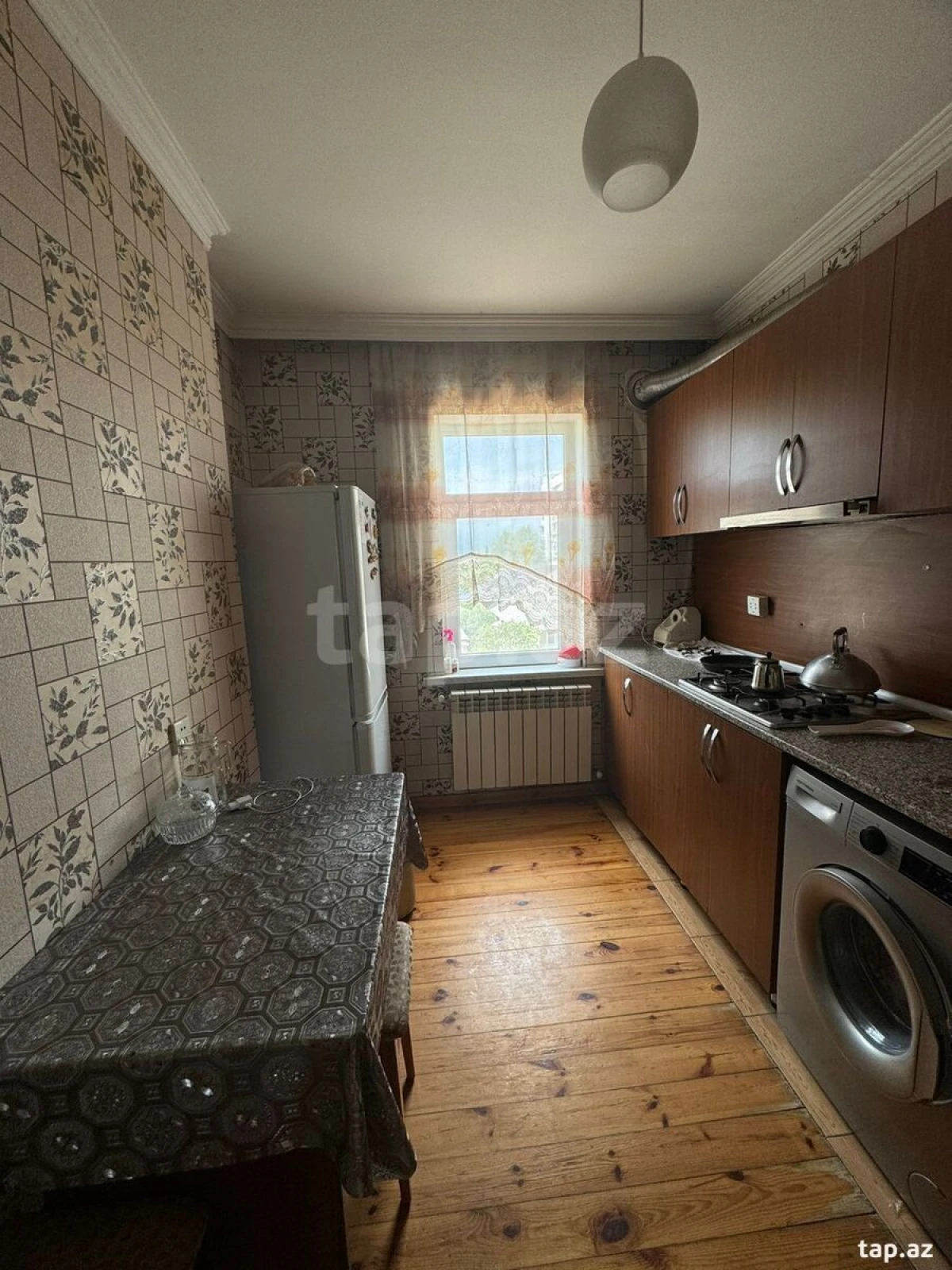 Satılır 5 otaqlı mənzil 98 m²