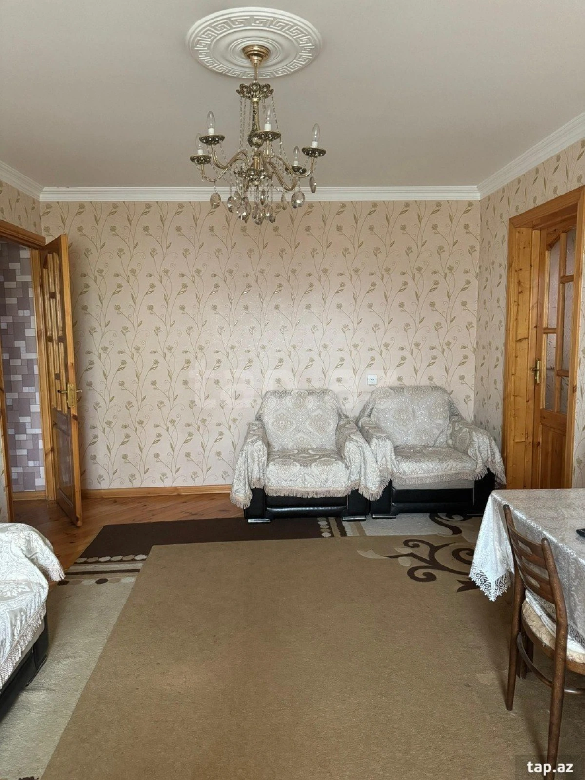 Satılır 5 otaqlı mənzil 98 m²