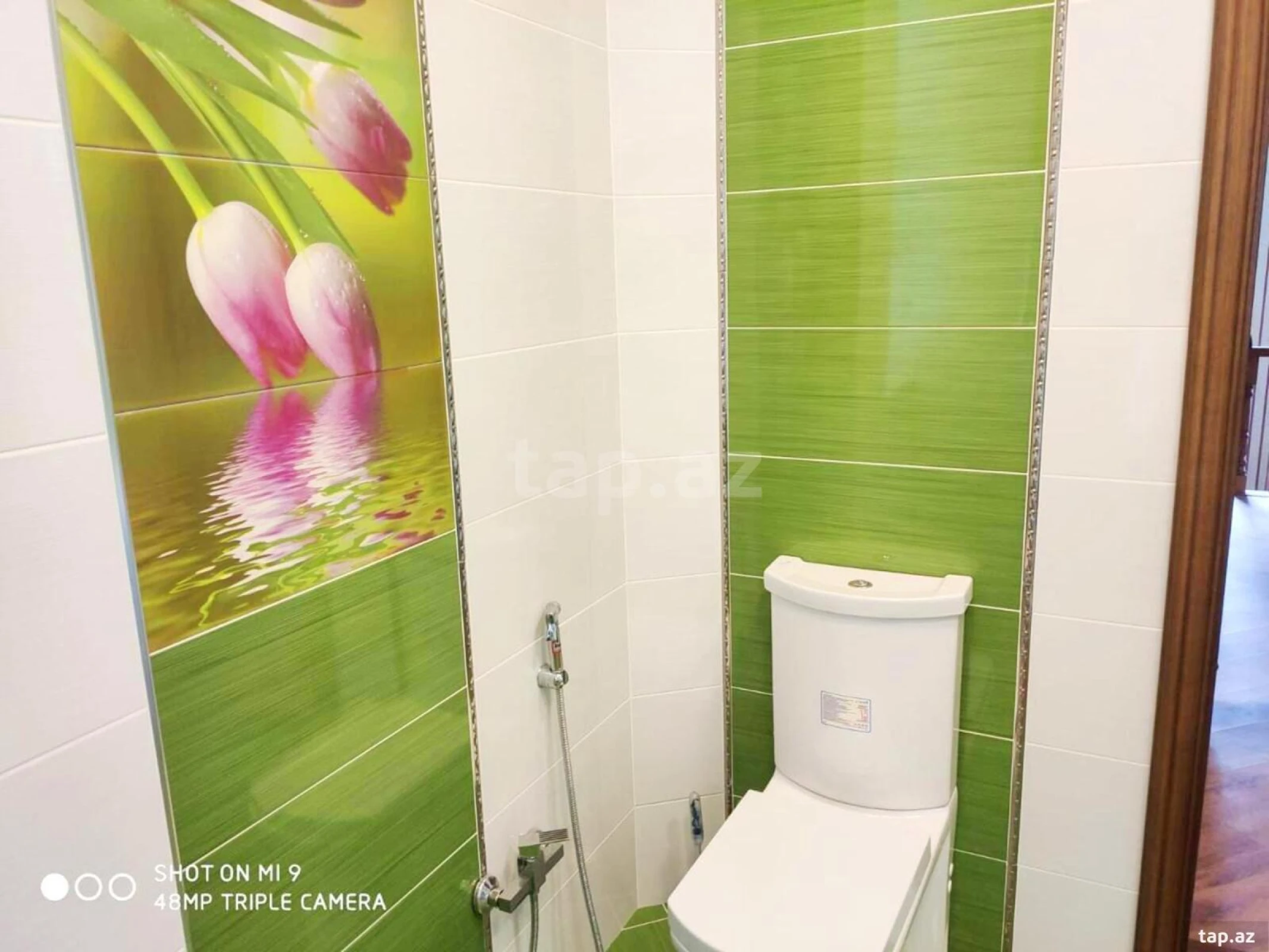 Satılır 6 otaqlı həyət evi