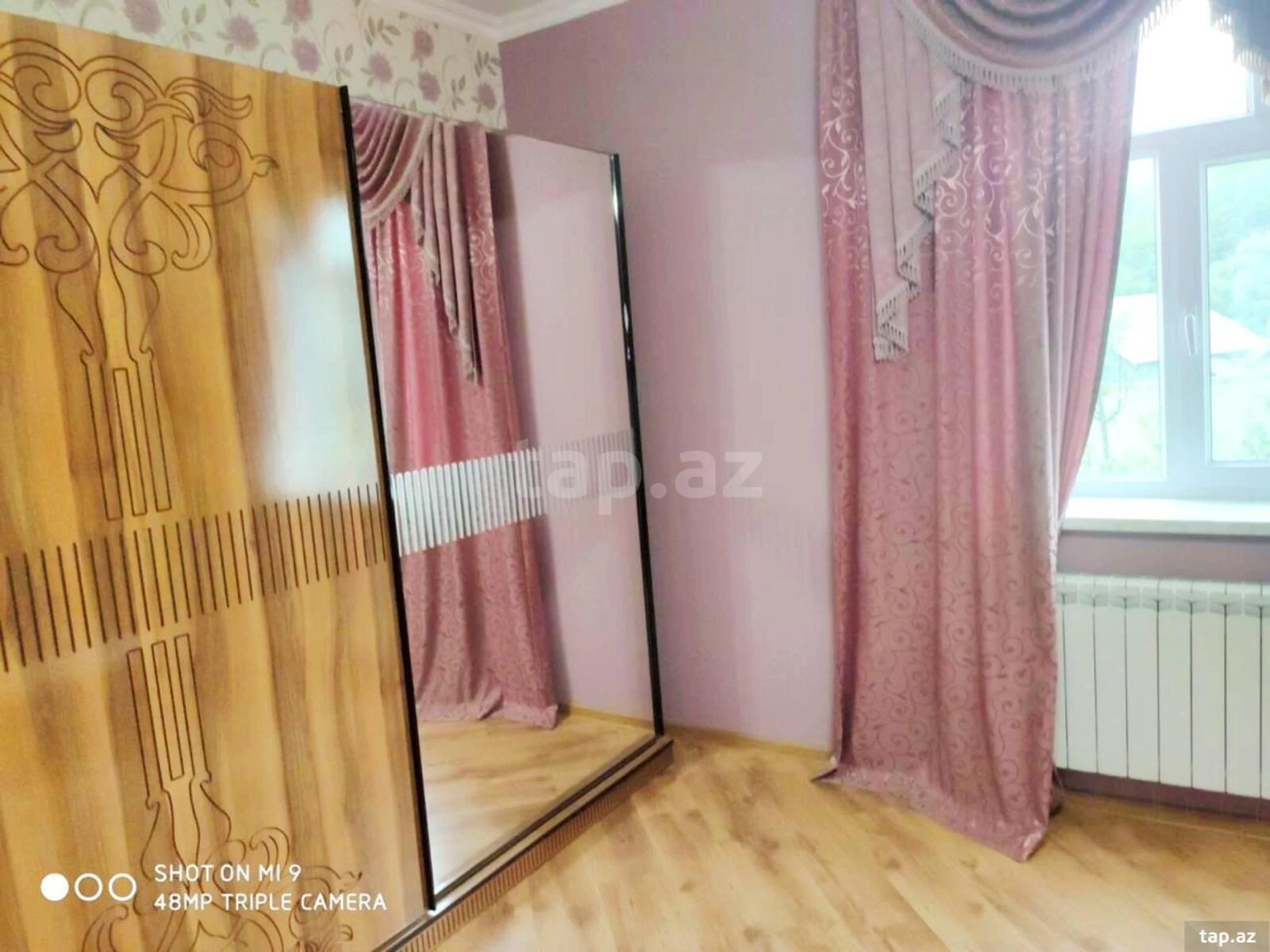 Satılır 6 otaqlı həyət evi