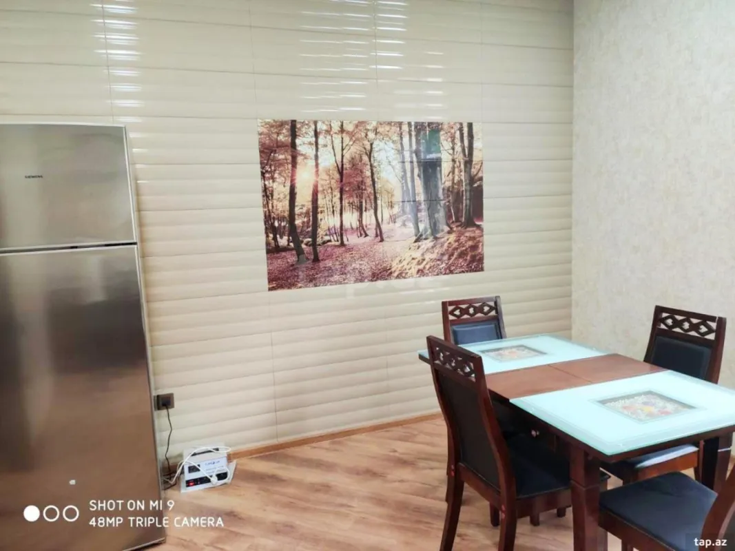 Satılır 6 otaqlı həyət evi