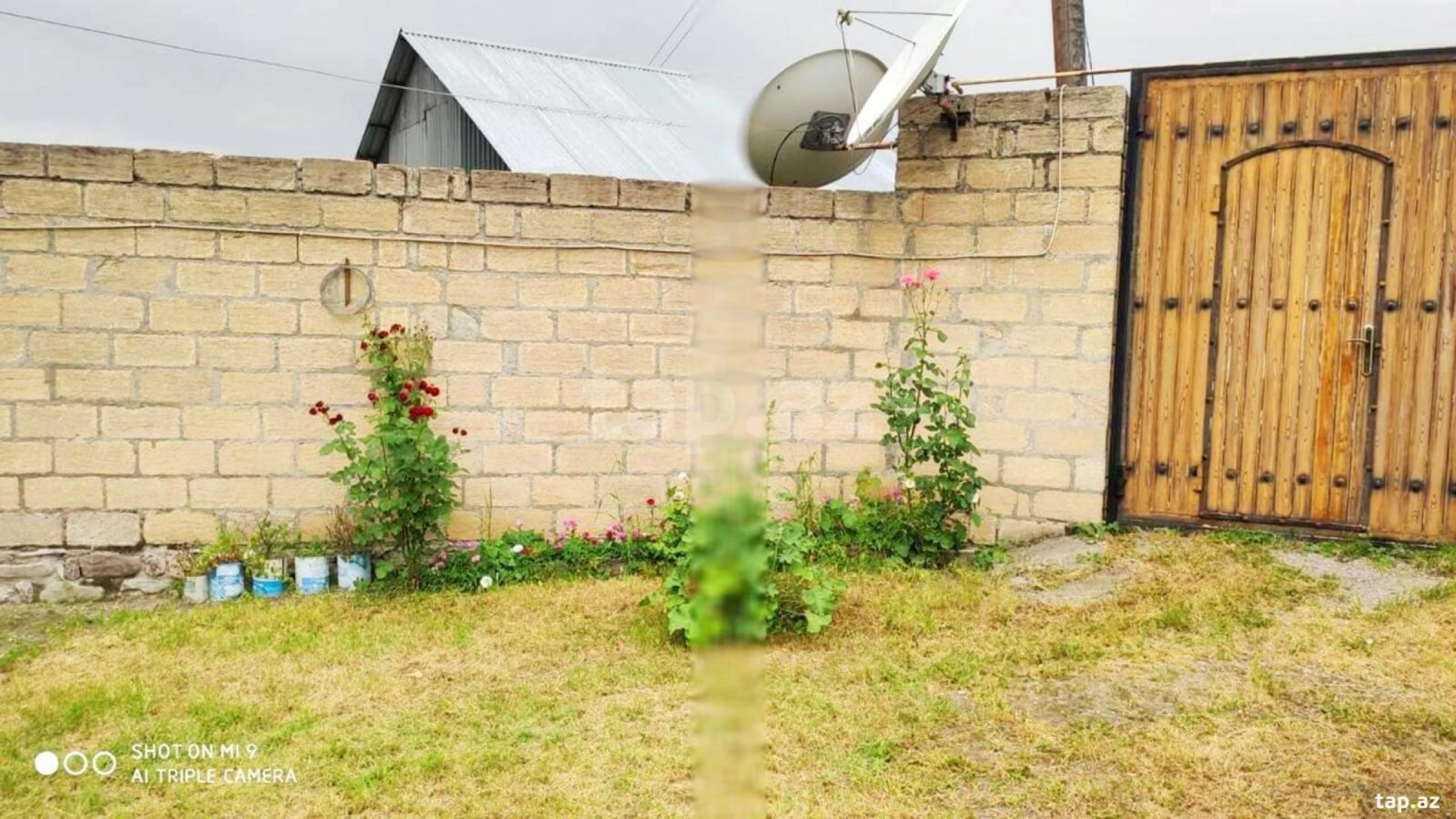 Satılır 6 otaqlı həyət evi