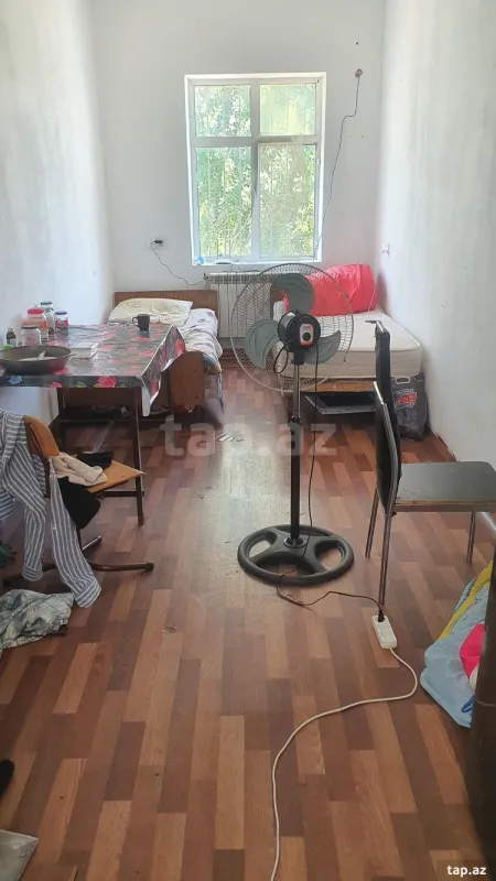 Kirayə verilir 1 otaqlı həyət evi
