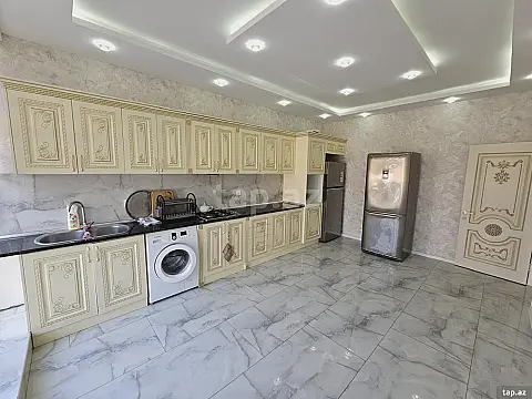 Kirayə verilir 5 otaqlı həyət evi