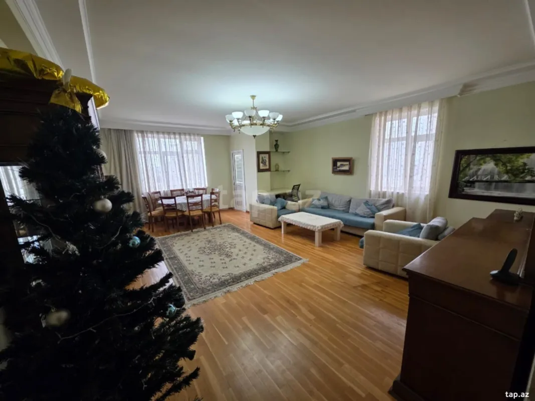 Kirayə verilir 3 otaqlı yeni tikili 128 m²