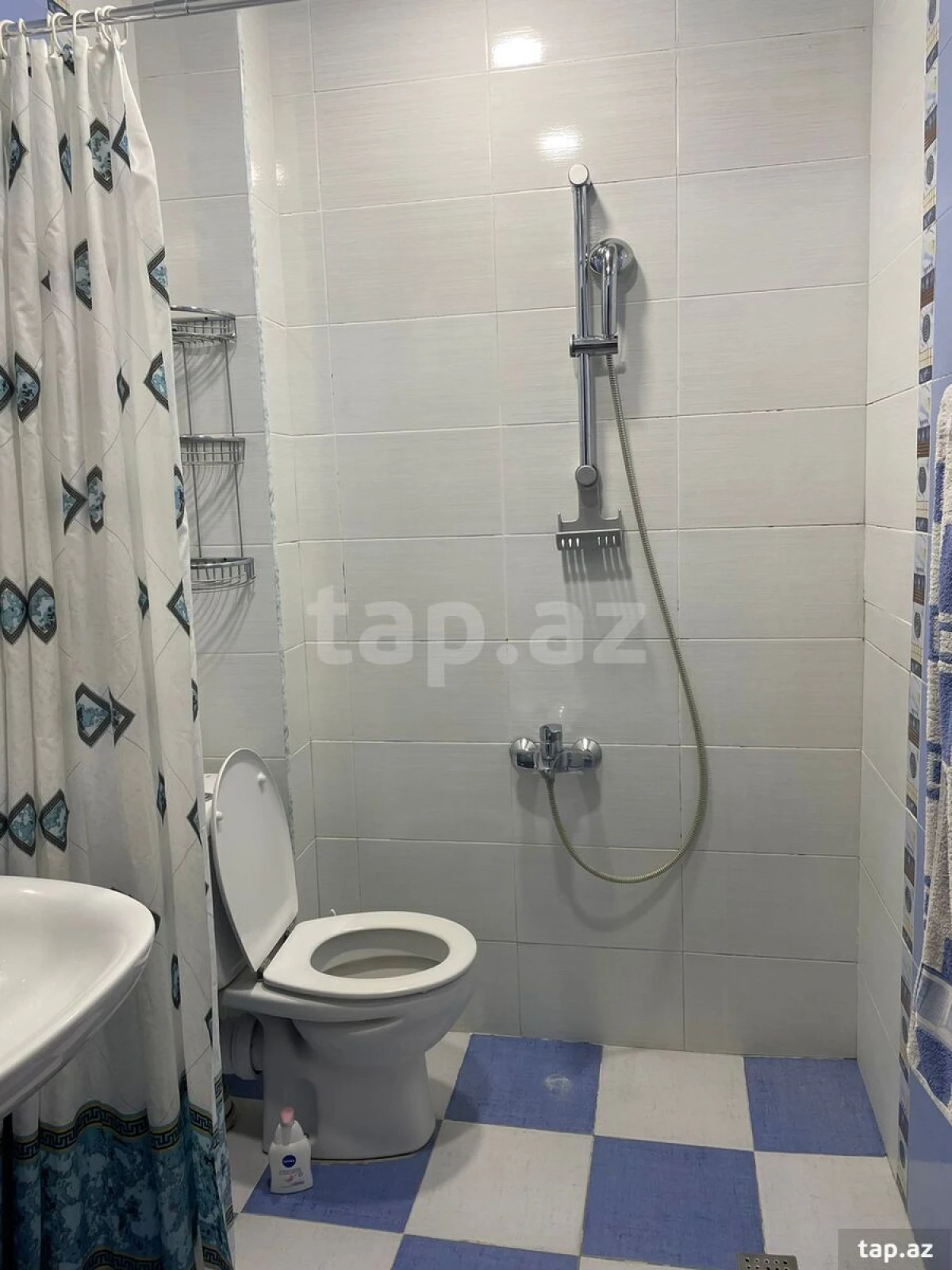 Kirayə verilir 3 otaqlı yeni tikili 128 m²