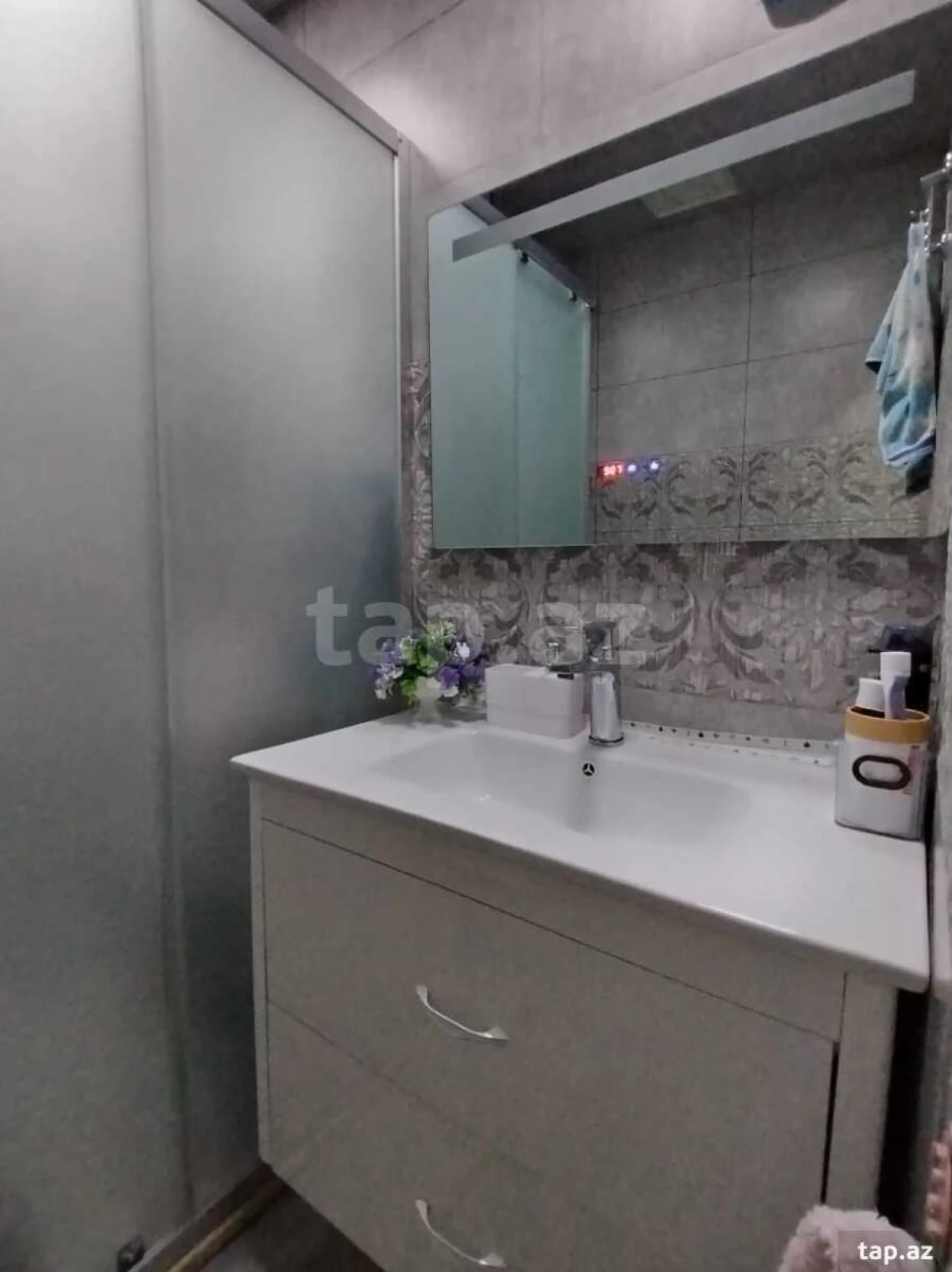 Satılır 2 otaqlı mənzil 60 m²