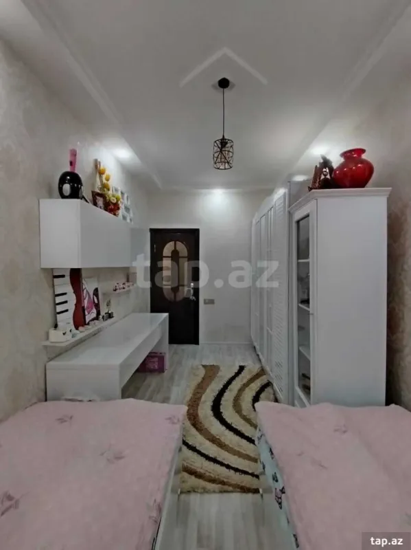 Satılır 2 otaqlı mənzil 60 m²