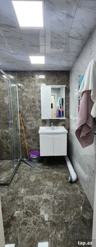 Kirayə verilir 2 otaqlı mənzil 45 m²