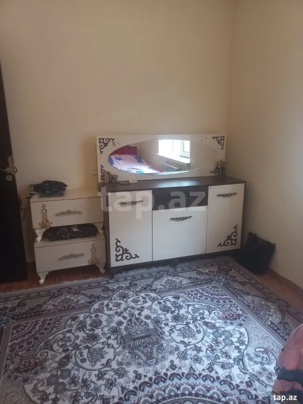 Satılır 3 otaqlı həyət evi