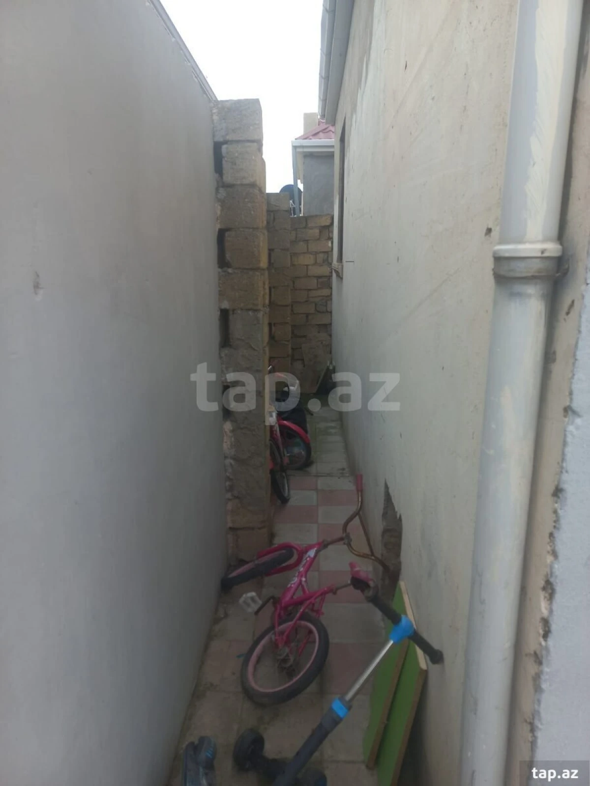 Satılır 3 otaqlı həyət evi