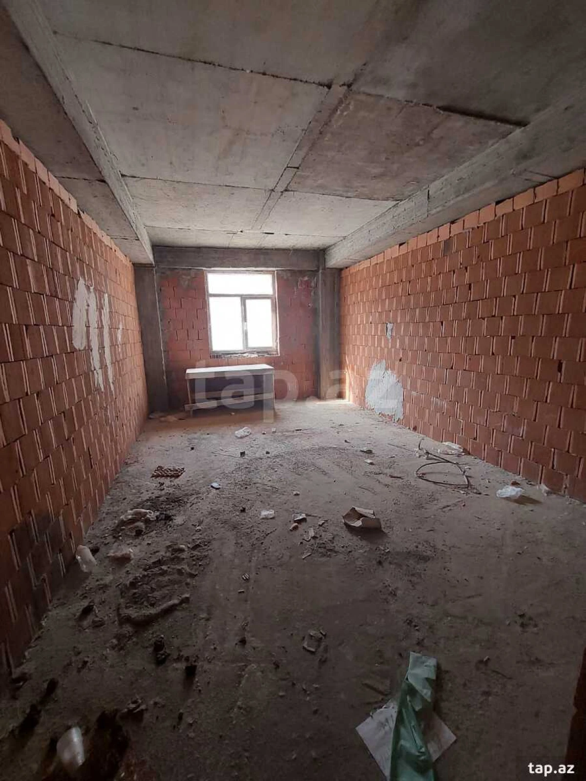 Satılır 2 otaqlı yeni tikili 71 m²