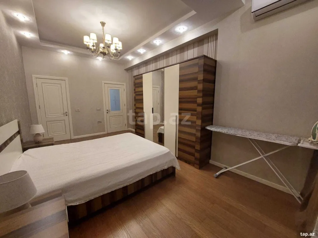 Kirayə verilir 3 otaqlı yeni tikili 143 m²