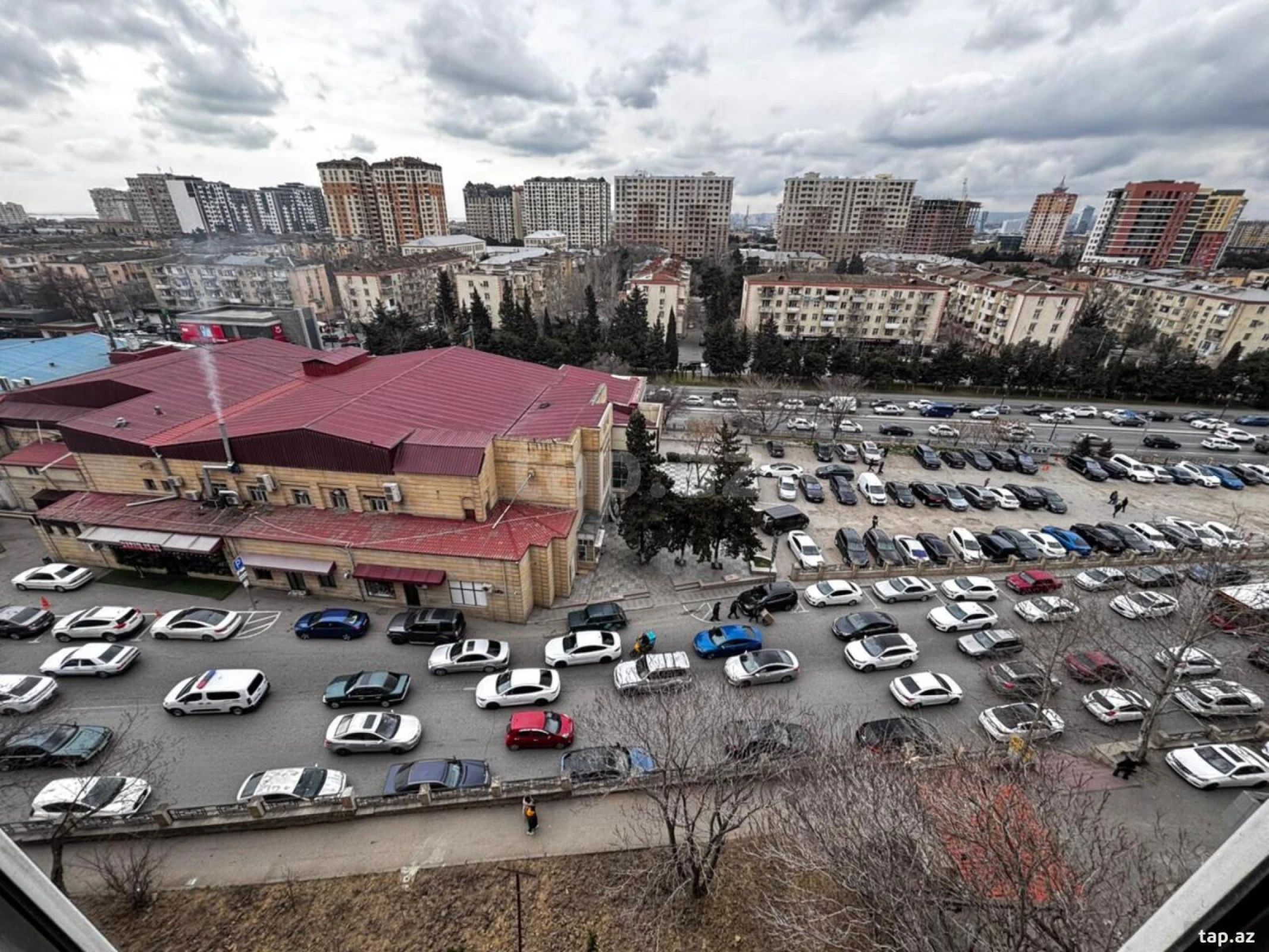 Kirayə verilir 3 otaqlı mənzil 80 m²