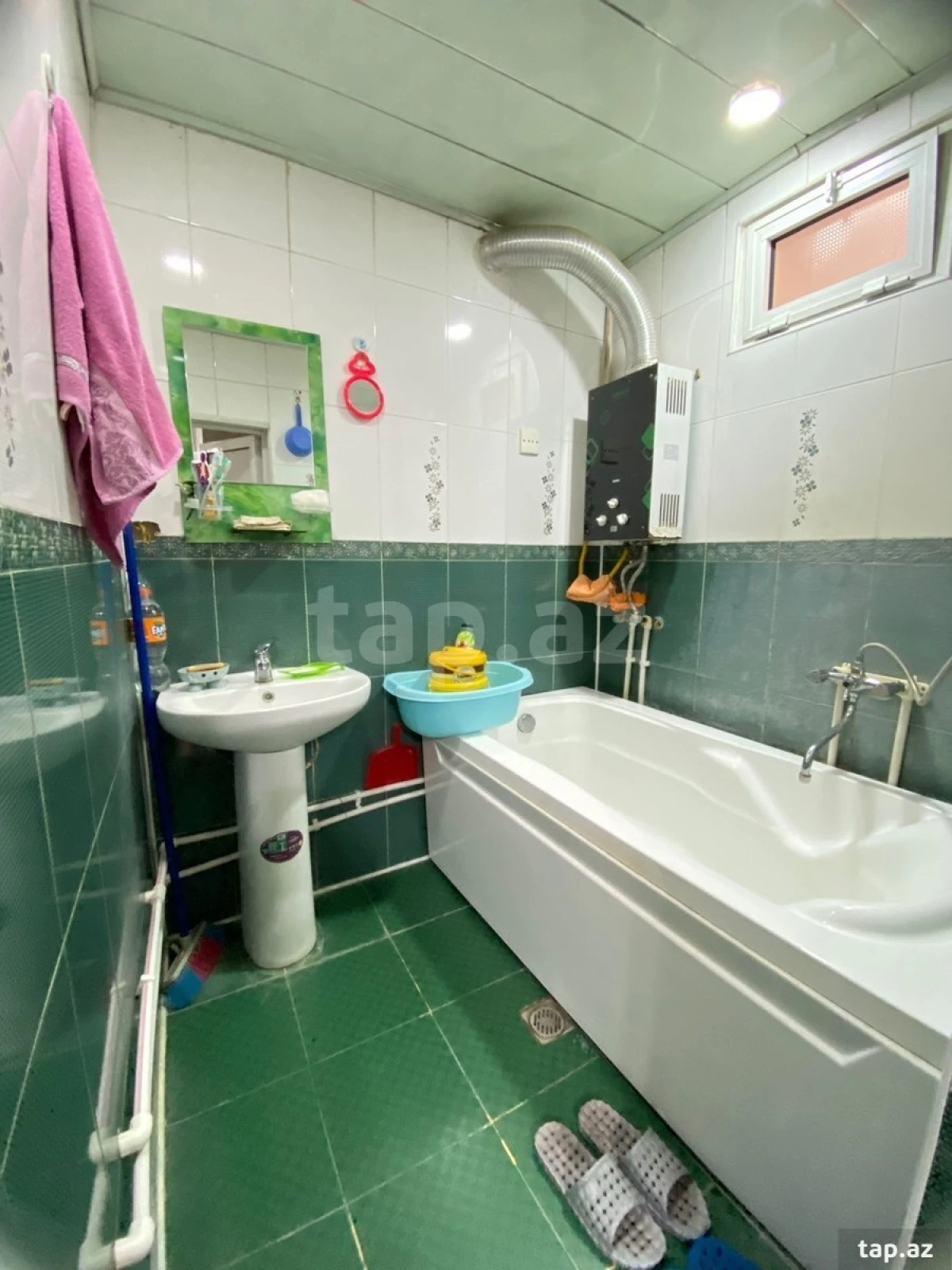 Satılır 3 otaqlı yeni tikili 60 m²