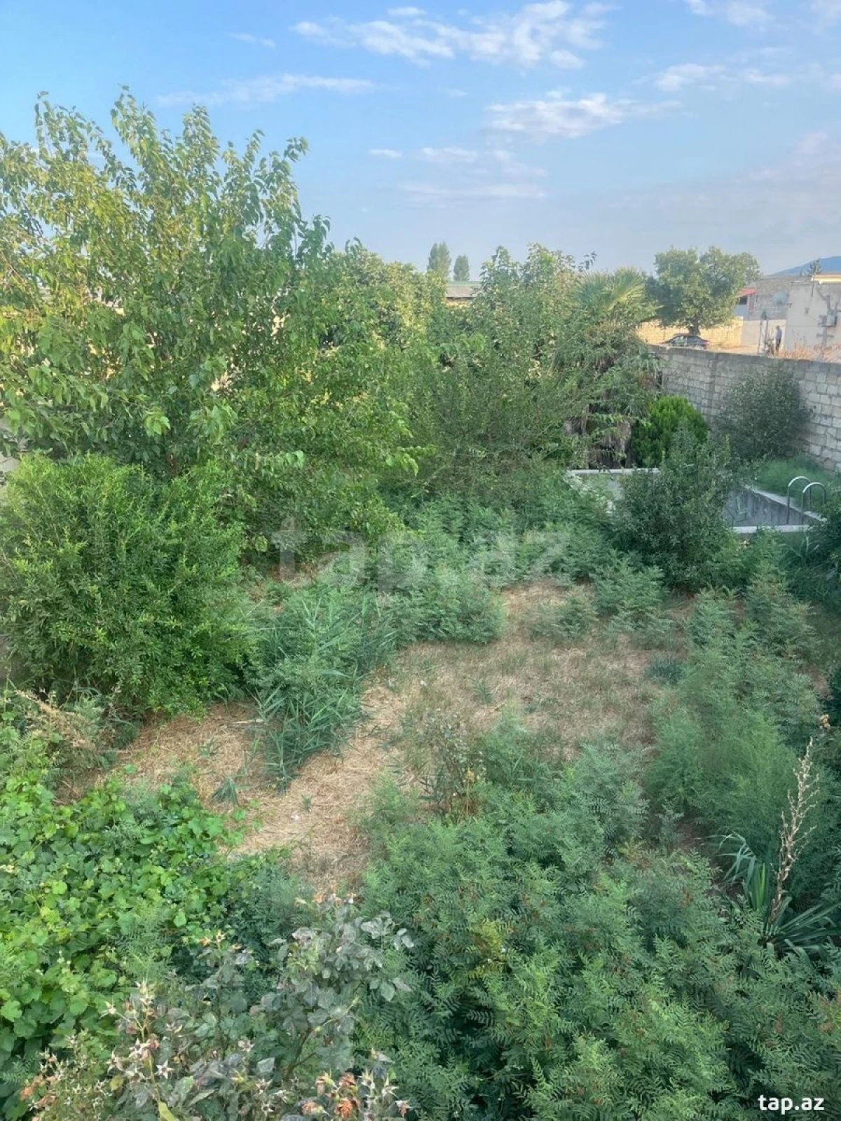 Satılır 3 otaqlı həyət evi