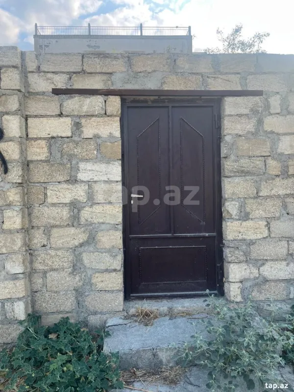 Satılır 3 otaqlı həyət evi